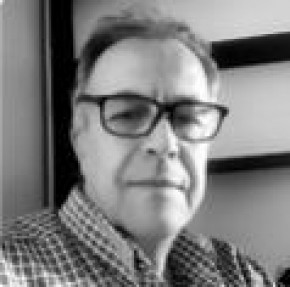 المستشارون 